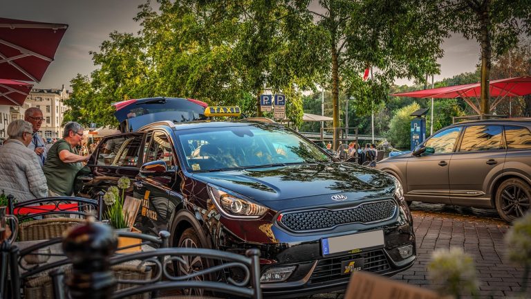 Работа водителем за рубежом для граждан Узбекистана